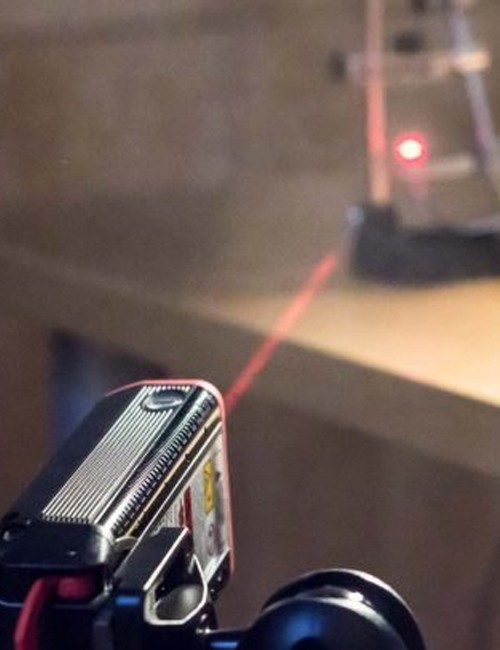 激光測(cè)距 激光測(cè)距