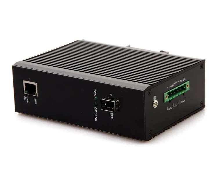 高速率光纖收發(fā)器推動光學引擎發(fā)展 高速率光纖收發(fā)器推動光學引擎發(fā)展