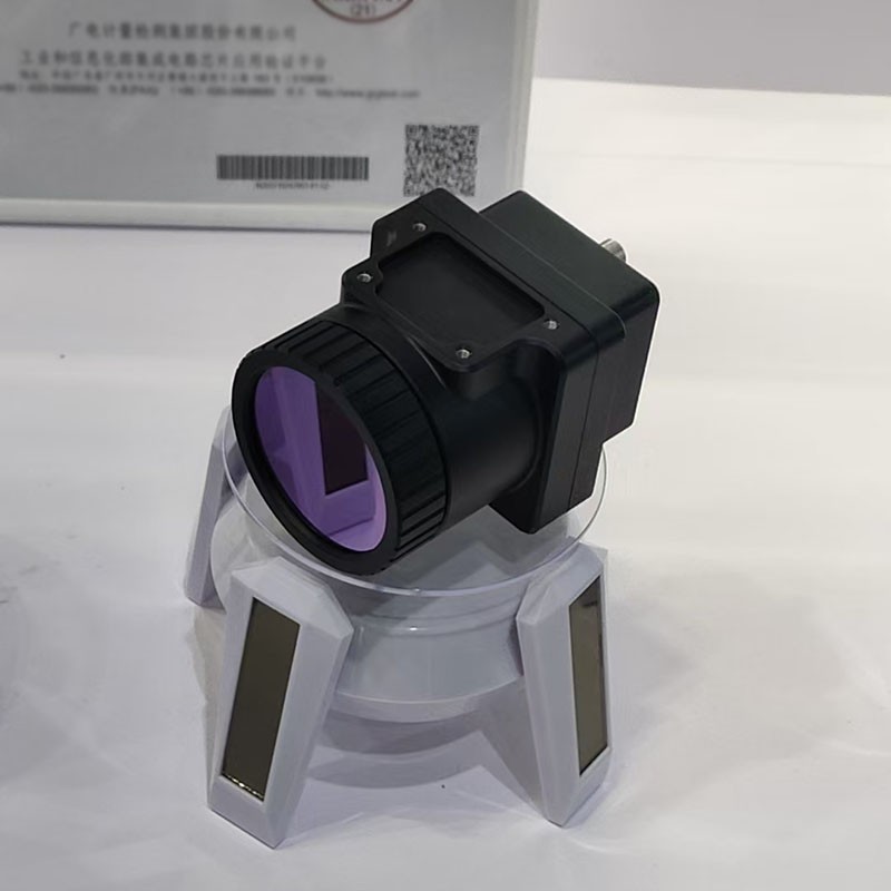 車載紅外攝像頭濾光片簡(jiǎn)介 車載紅外攝像頭濾光片簡(jiǎn)介