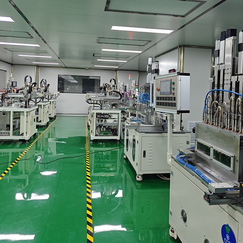 濾光片 南京激埃特非球面模壓設(shè)備